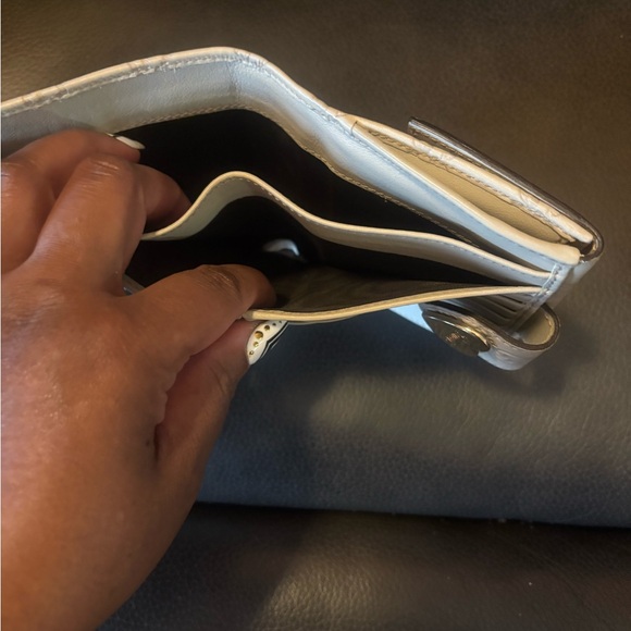 Gucci Beige Wallet - Picture 4 of 6